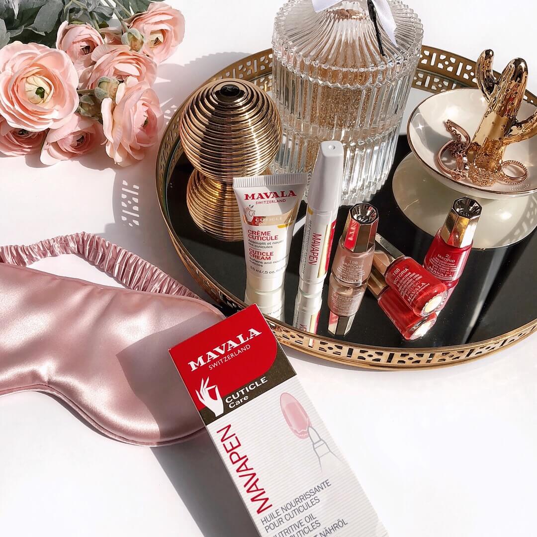 What can I do about the dry skin around my nails? - Mavala UK News What can I do about the dry skin around my nails? - Mavala UK News
