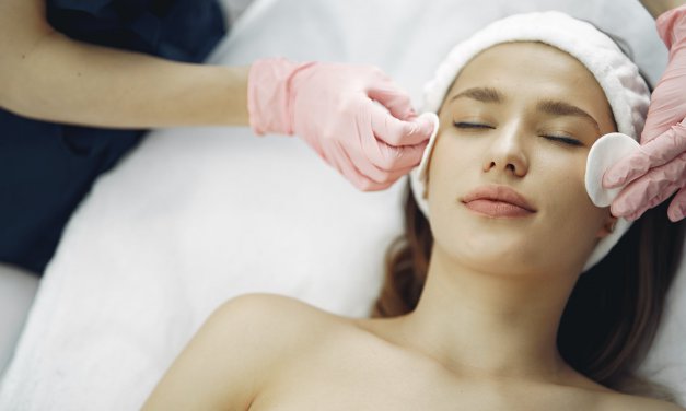 How To: Recreate a Winter Facial
