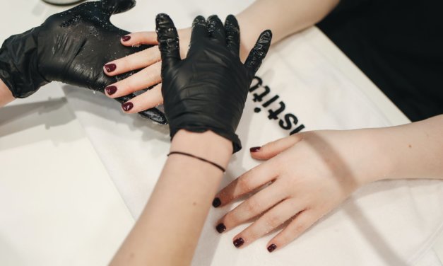 How to care for nails through cancer therapy