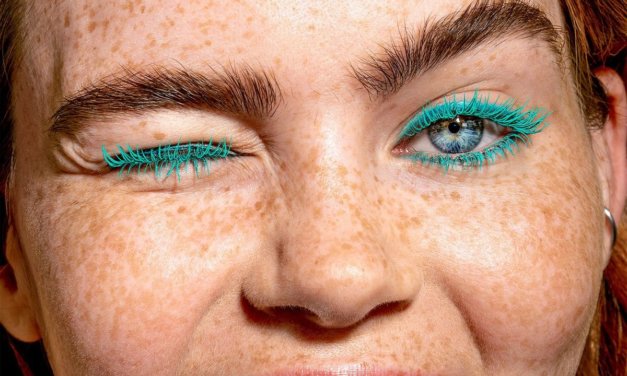 Match Your Mascara & Eyeliner to your Eye Colour